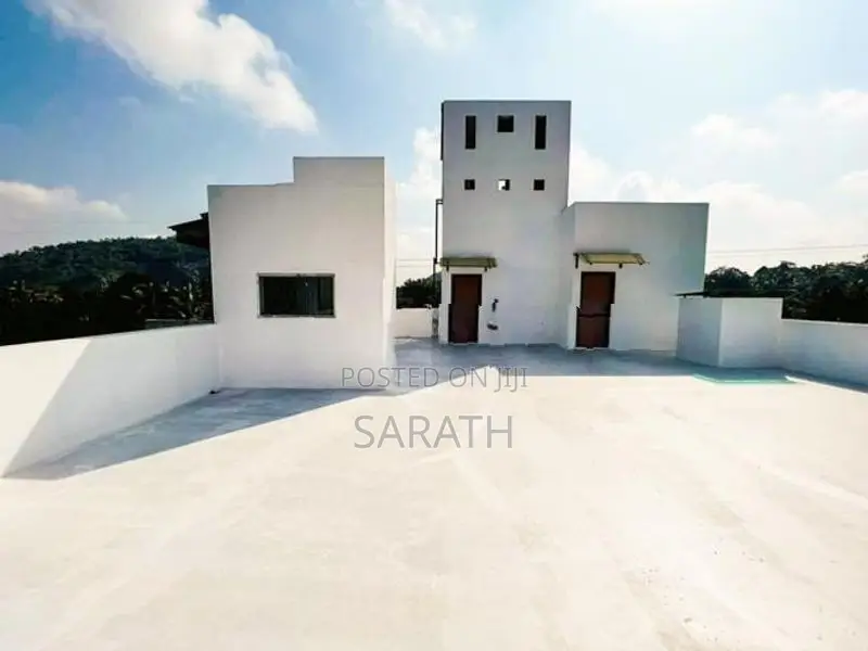 Valuable House Sale With Furniture