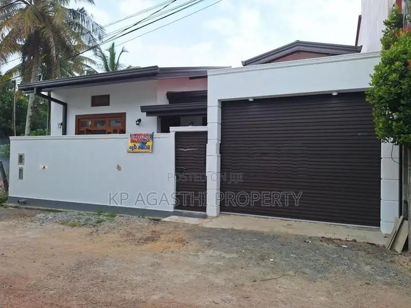 athurugiriya property for sale