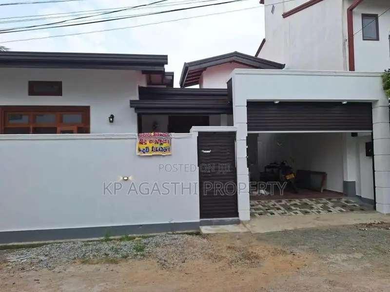 athurugiriya property for sale