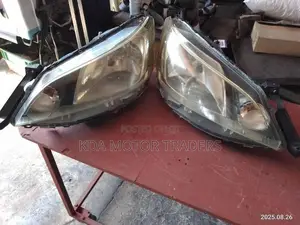 NV200 Head Light