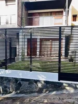 Piliyandala,2 Story, Fully Furnished House With Rooftop (MG1228)