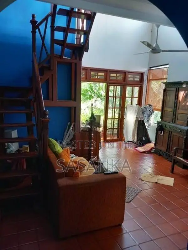 Pannipitiya Luxury Three Story House For sale