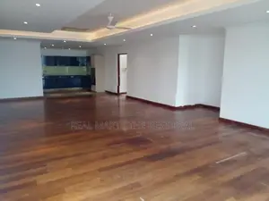 Colombo 3 : 5,000sf "A - Grade" Office floor for rent