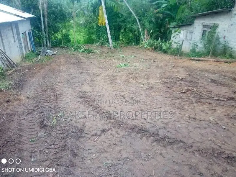 Land For Sale In Kesbewa Bandaragama Road