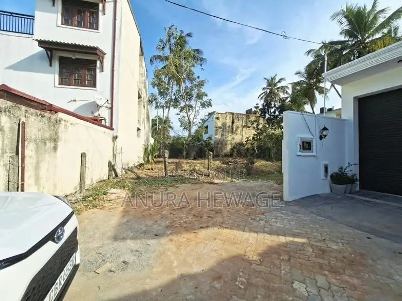 Land for Sale Hokandara road, Talawathugoda. (ID : THLW004)