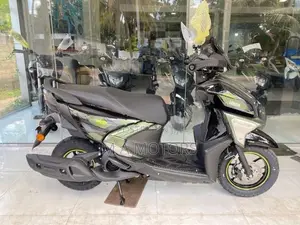 Yamaha Ray ZR 125 2025
