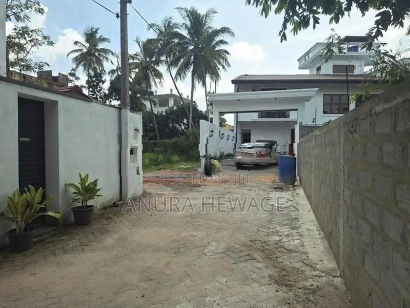 Land for Sale Hokandara road, Talawathugoda. (ID : THLW004)