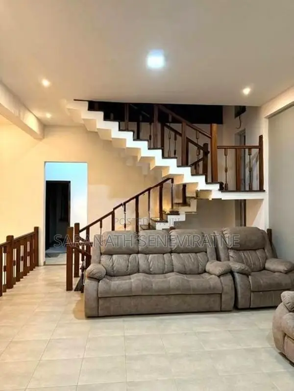 Modern House From Kandy Ampitiya - Safe Location No Land Slides