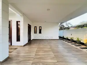 Modern Brand New 3 Storied House Sale Athurugiriya