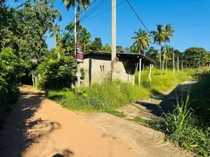 Land for Sale in Mirigama
