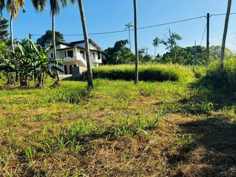 Land for Sale in Mirigama