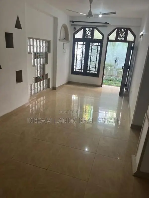 3BED HOUSE FOR RENT IN MAHARAGAMA (SP995)