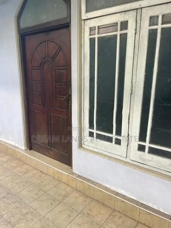 3BED HOUSE FOR RENT IN MAHARAGAMA (SP995)