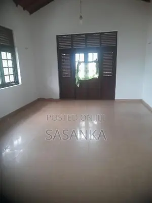 Boralesgamuwa Luxury Two Storey House for Sale