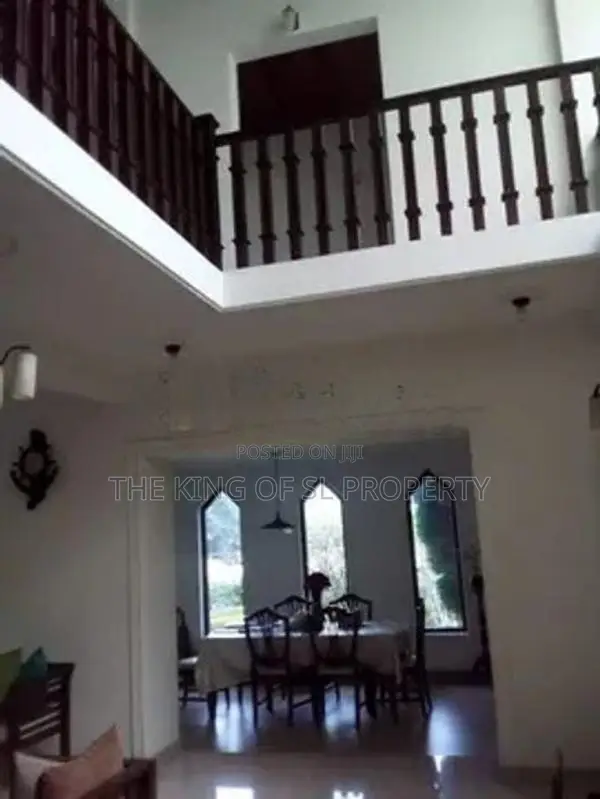 House for sale in Battaramulla ( Pelawatta )