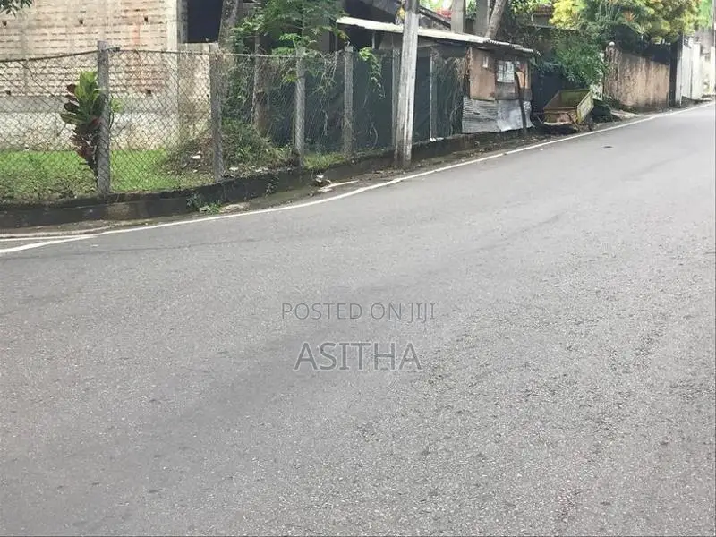7 Perch Land for Sale in Nugegoda
