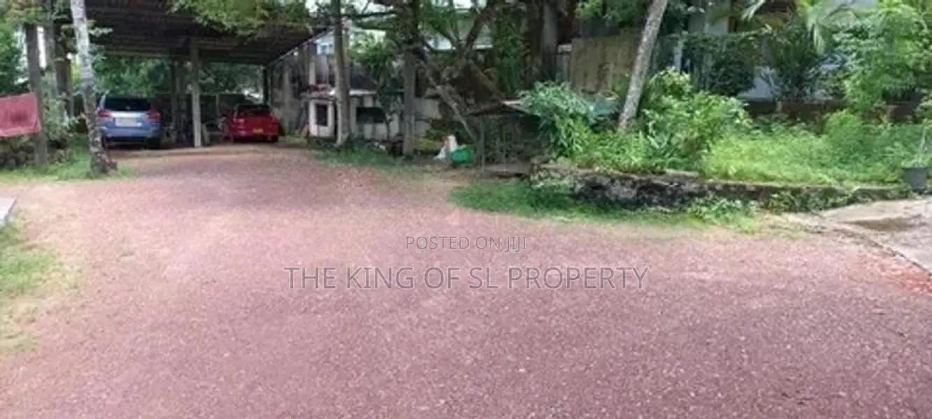 Land for Sale in Battaramulla ( Pelawatta )