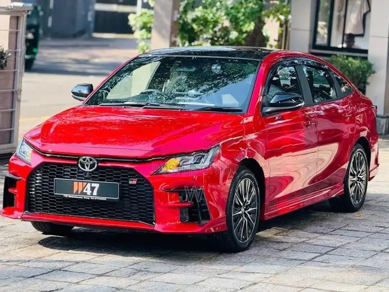Toyota Yaris Ativ GR Sport 1.5 Hybrid 2025