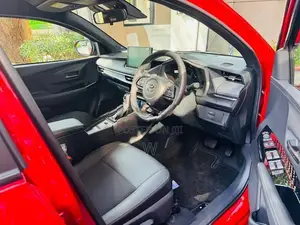 Toyota Yaris Ativ GR Sport 1.5 Hybrid 2025