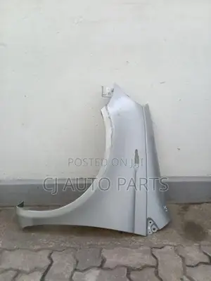 Toyota Vitz Scp10 Fender