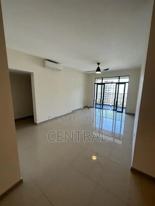3 Bedroom Luxury Apartment for Sale in Havelock City (C7-9156)