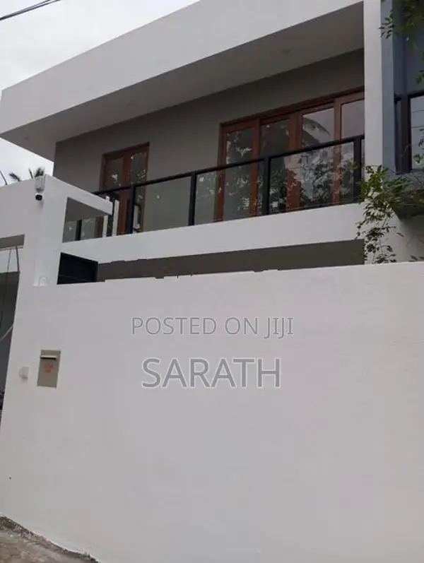 Architecture Designed Brand New House In Kottawa