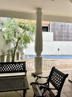 17P Luxury House facing Alexandra Place Colombo 7 For Sale