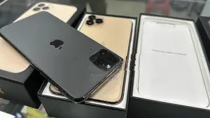 Apple iPhone 11 Pro Max 256GB (Used)