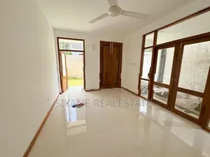 Brand New Luxury House For Sale in Pelawatha- Battaramulla
