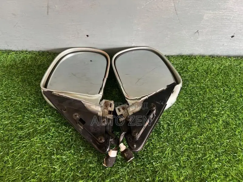 Hiace /Dolphin Side mirror (Normal type)