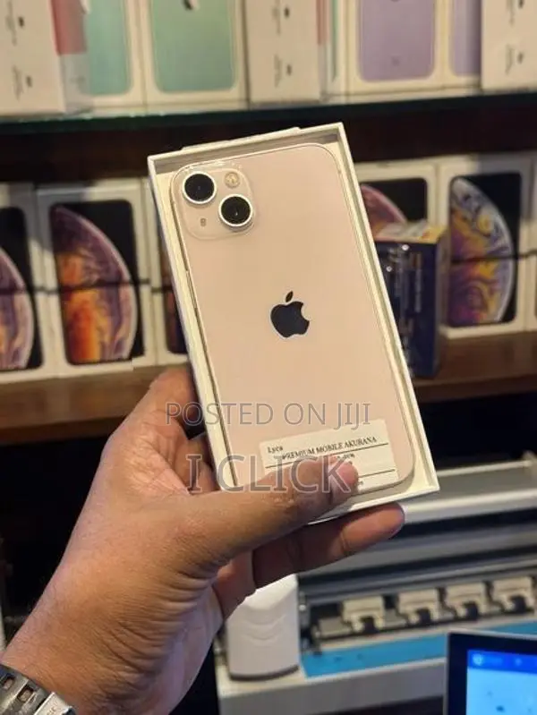 Apple iPhone 13 128GB (Used)