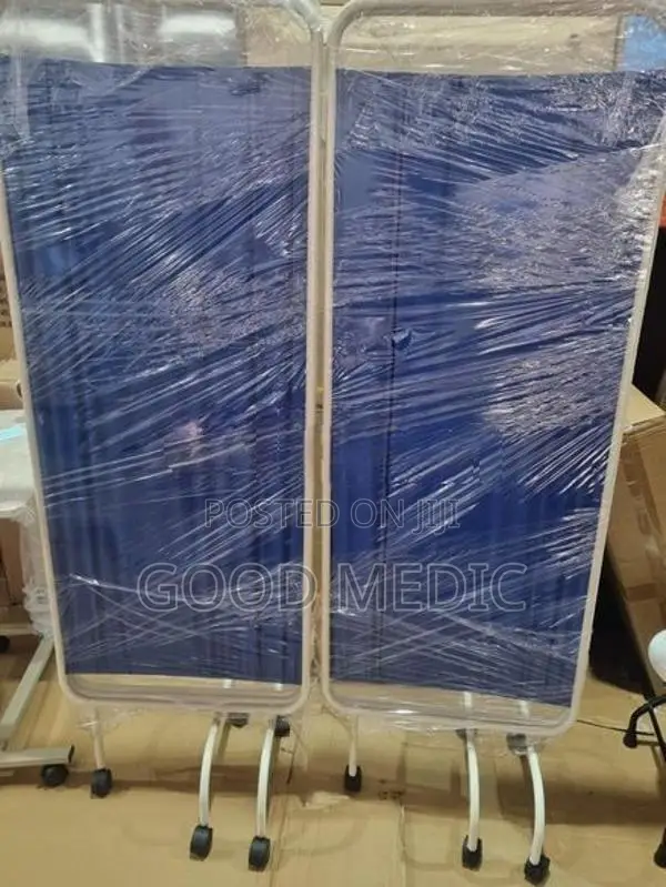 Four part Bed Screens