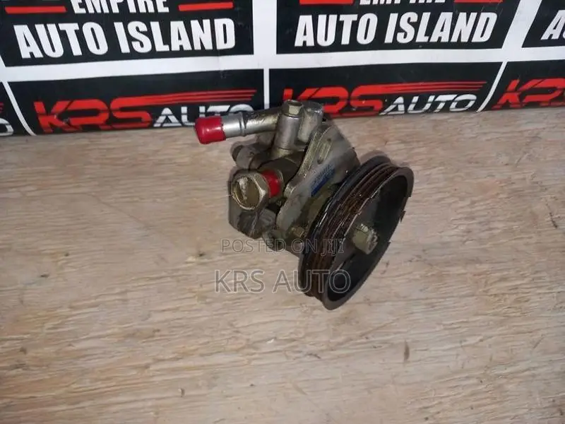 Nissan Sunny B14 Power Steering Pump