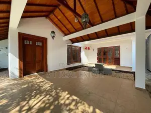 Almost Brand New Luxury 2 Story House For Sale In Battaramulla