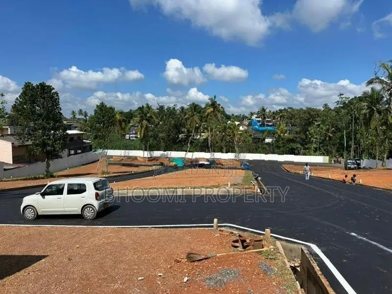 Land for Sale Kadawatha