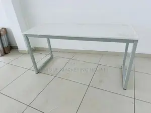 Modern 5x2ft Smart Structure Table