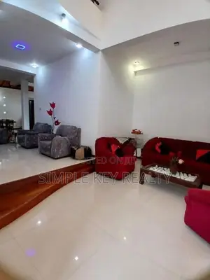 Three Story House for Sale in Kiribathgoda Makola
