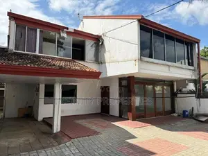 (AFA785) 10P Land with House Sale at Ruwan Mawatha Colombo 05