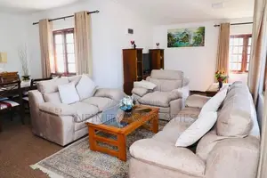 (AFA787) Dawns Bungalow For Sale in Nuwaraeliya