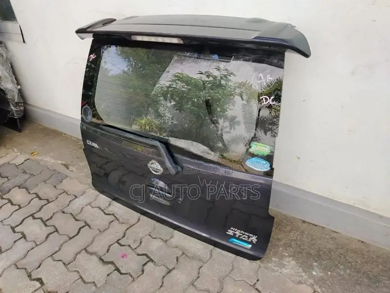 Nissan Dayz Highway Star Dicky Door Panel