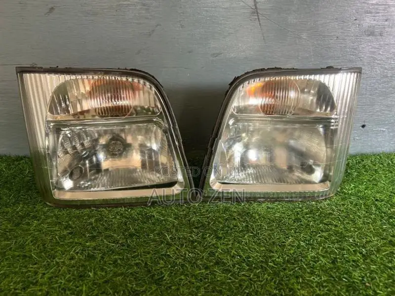 Sambar truck Head light