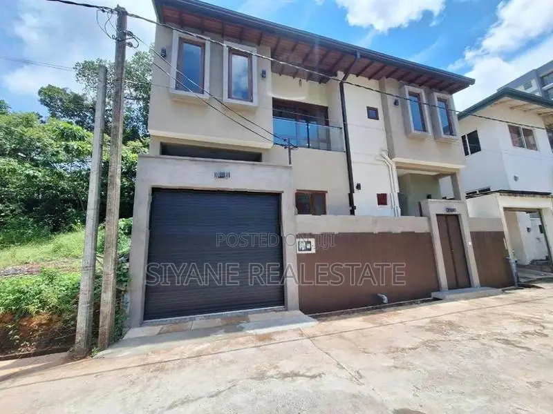 Luxury New House Sale in Thalawathugoda