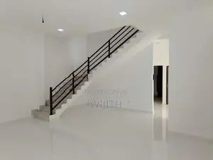 Three Storey House for Sale in Malabe Hokandarawanaguru Mawatha