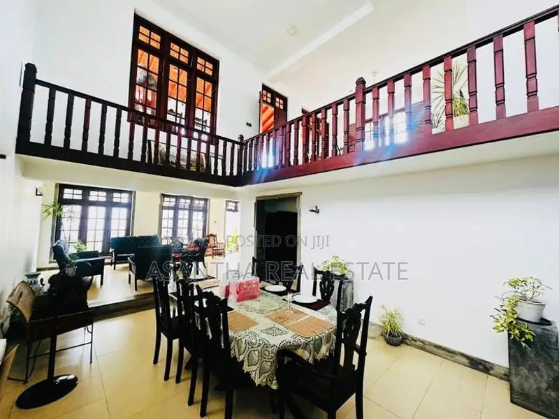 (AF517) 03 Storey Luxury House with 10.5P Sale at Mount Lavinia