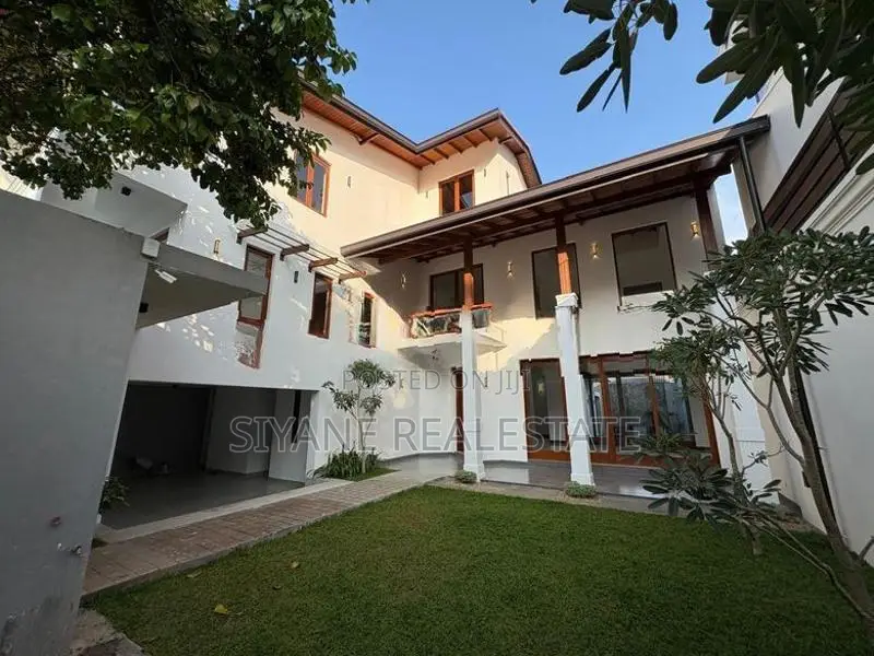 Luxury Brand New House for Sale in Kotte