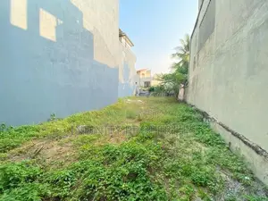 8.6 P Land with Property Sale At 1st lane Pagoda Road Nugegoda