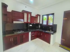 Three Storey House for Sale in Malabe Hokandarawanaguru Mawatha