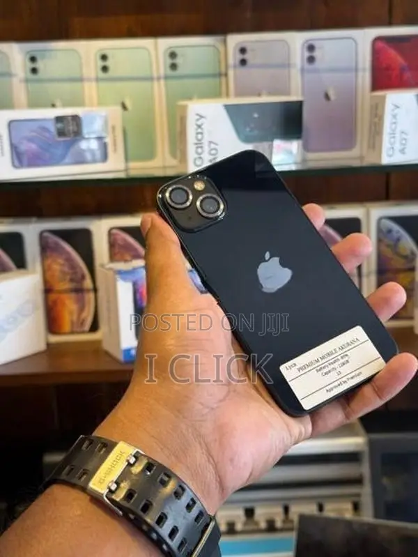 Apple iPhone 13 128GB (Used)