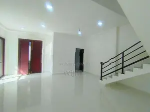 Three Storey House for Sale in Malabe Hokandarawanaguru Mawatha
