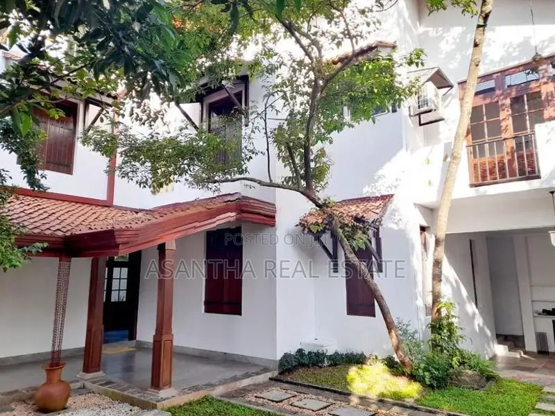 02 Storey Luxury House for Sale Pagiriwatha Road, Mirihana Nugegoda